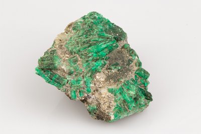 Surový smaragd