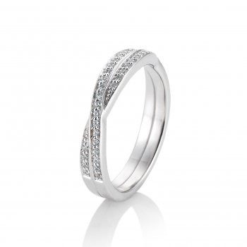 Prsten z bílého zalat se dvěmi řadami diamantů